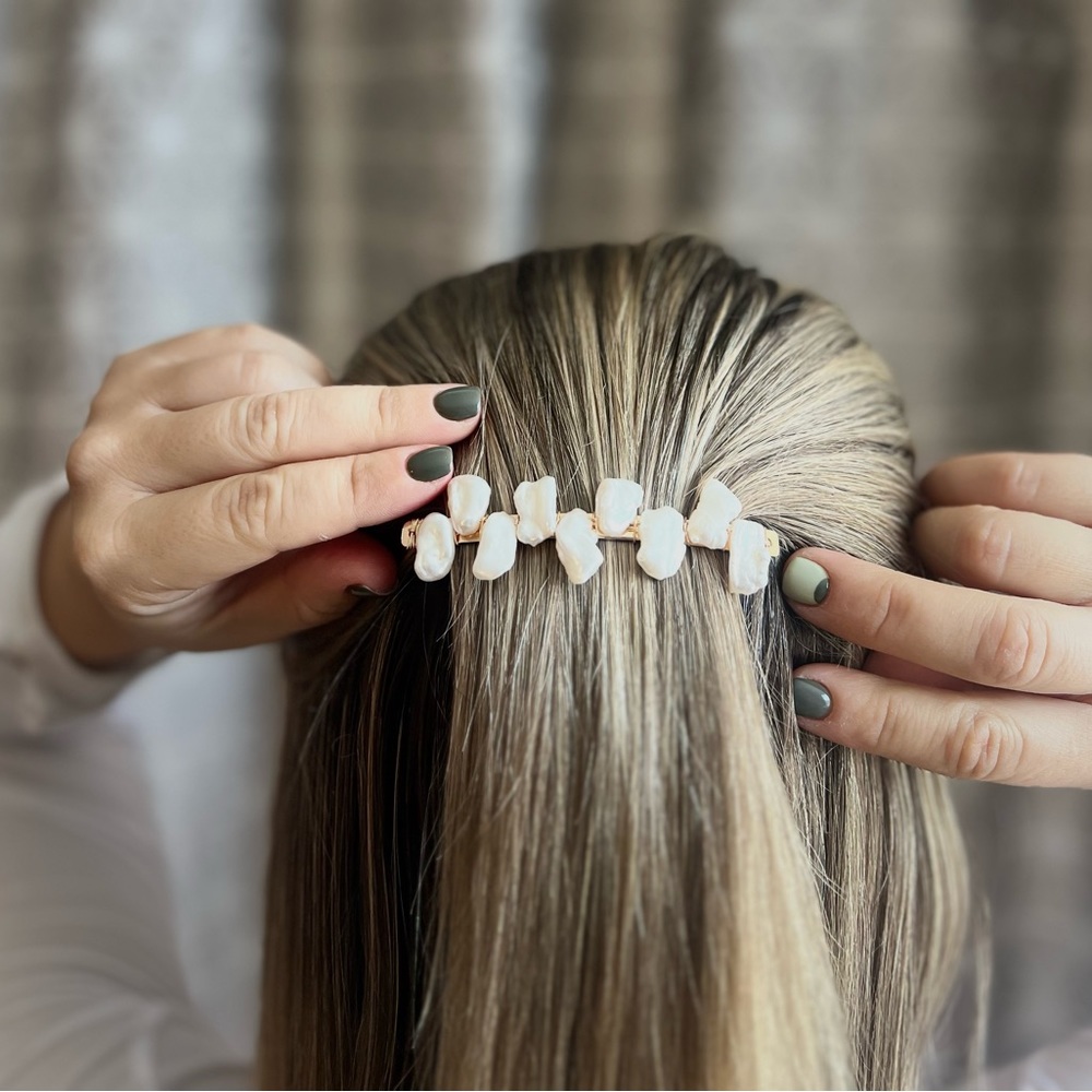 Natural Pearl Hair Clip